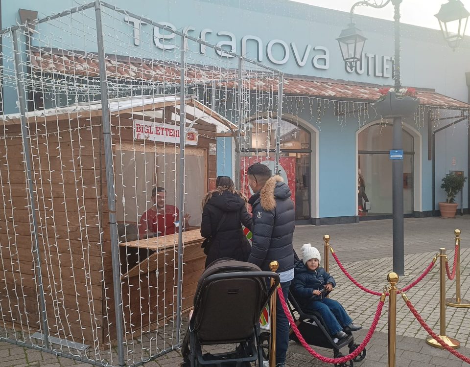 Noleggio Casette per Mercatini Outlet Cilento Paestum Eboli www.pinoevents.it